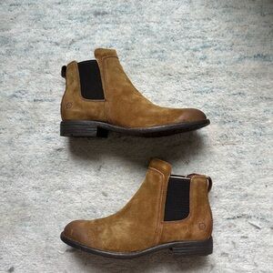 NEW Born Laney Chelsea Ankle Boots Rust Distressed Brown Suede Western Boho 8.5